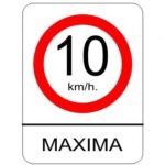 Señalamiento vitrocel 10 km/hr maxima 45 x 60 cm