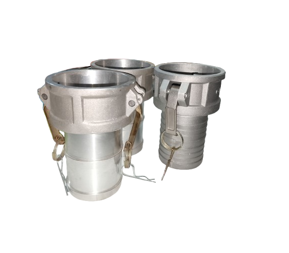 ADAPTADOR CON OREJAS PARA MANGUERA DE R.V. DE 3"